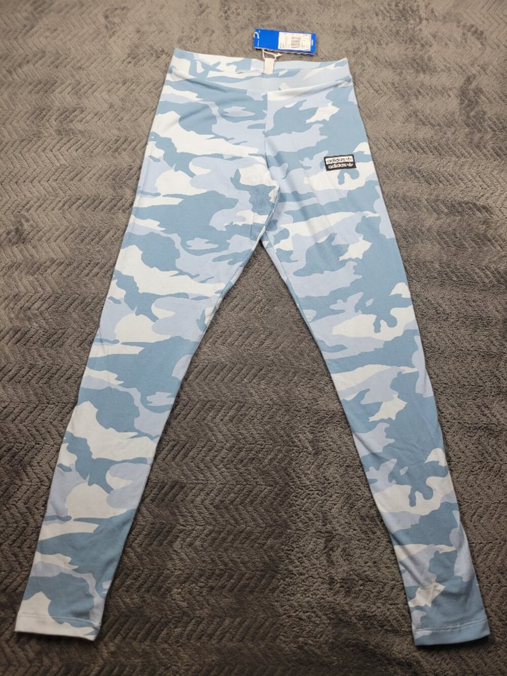 Adidas womens  camo print leggings size 8 blue new with tags